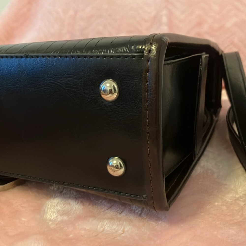 Crossbody bag - Picture 8 of 16